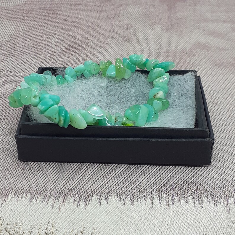 Chrysoprase A Grade Spiritual Protection Higher Consciousness Gemstone Chip Stretchy Bracelet-Stylish