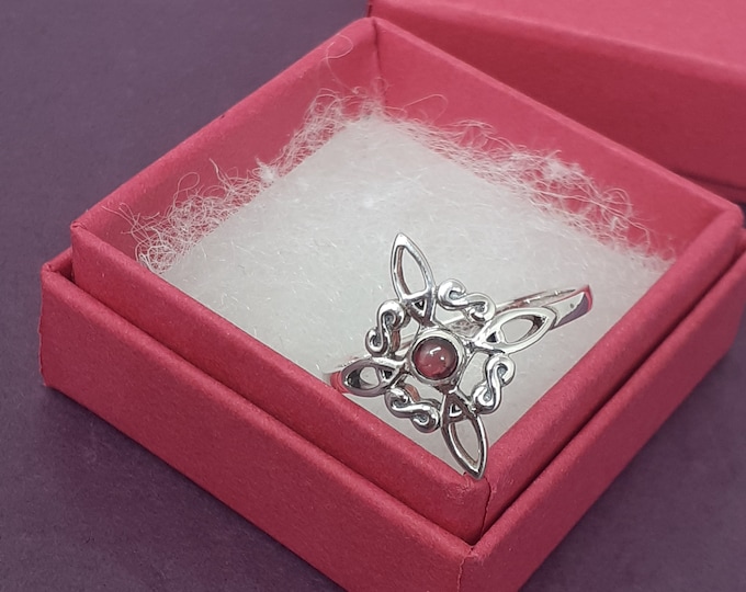 Ring Sterling Silver 925 - Witches Knot - Garnet -New "Goddess Collection"- Multiple Sizes Available- Gift Box