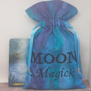 Deluxe Tarot Karten Tasche, gefütterte Tasche, handgefertigt - Stickerei - Mondmagie - tibetische Silberperlen - Neues Design