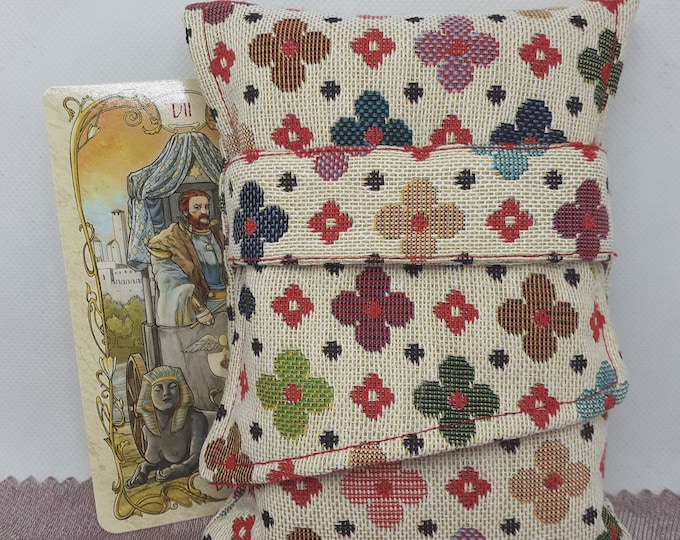 Deluxe Pocket Style Tarot Cards cards pouch Bag, lined pouch, handmade- New Design