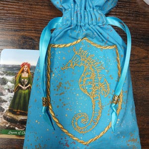 Bolsa de cartas de Tarot de lujo, bolsa forrada, hecha a mano - Bordado - CABALLITO DE MAR - Cuentas tibetanas - Nuevo diseño