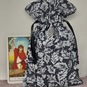 Deluxe Tarot Karten Tasche, gefütterte Tasche, handgefertigt -Glitter- Baum-Charm-Tibetanische Silberperlen-Neues Design
