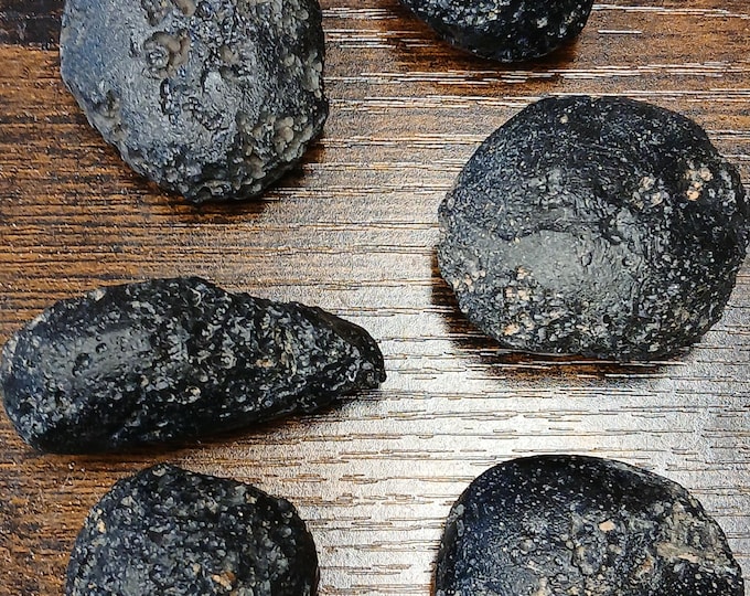 Tektite-Gift-Yourself-Friends-Family-Loved One