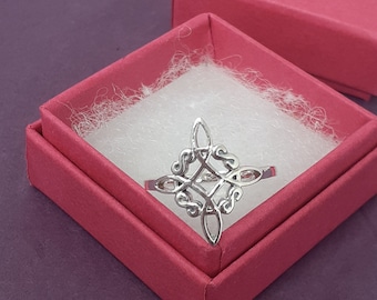 Ring Sterling Silver 925 - Witches Knot - New &quot;Goddess Collection&quot;- Multiple Sizes Available- Gift Box