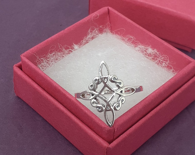 Ring Sterling Silver 925 - Witches Knot - New "Goddess Collection"- Multiple Sizes Available- Gift Box