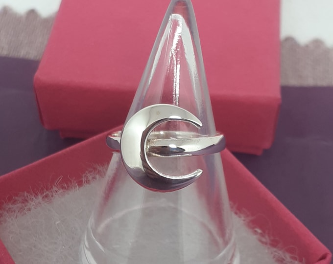 Ring Sterling Silver 925 - Waxing- Waning -Crescent Moon - New "Goddess Collection"- Multiple Sizes Available- Gift Box