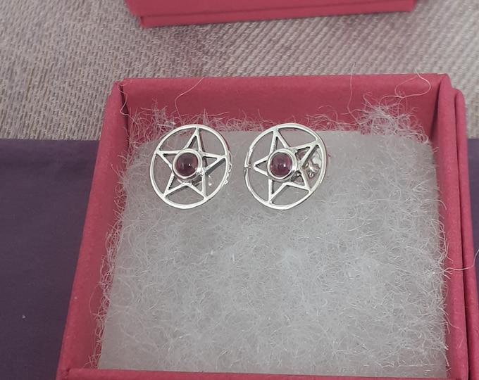 Garnet Earrings Sterling Silver 925 Stud Earrings The "Goddess Collection" Pentagram 10 mm-Gift Box