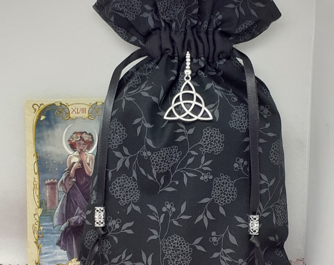 Deluxe Tarot cards pouch Bag, lined pouch, handmade - Charm- Beads- New Design