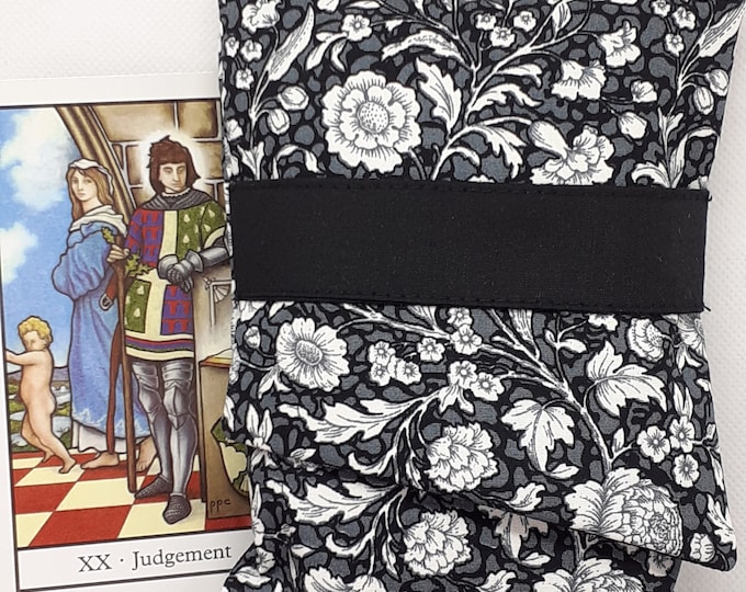 Deluxe Pocket Style Tarot Cards cards pouch Bag, lined pouch, handmade- New Design