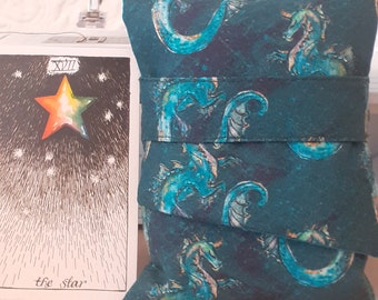 Handgemaakt mini-tasje voor tarotkaarten: gevoerde tas met drakenprint