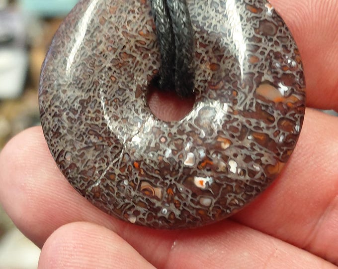 Dinosaur Donut -40 -44mm- Black Cotton Wax Cord Pendant
