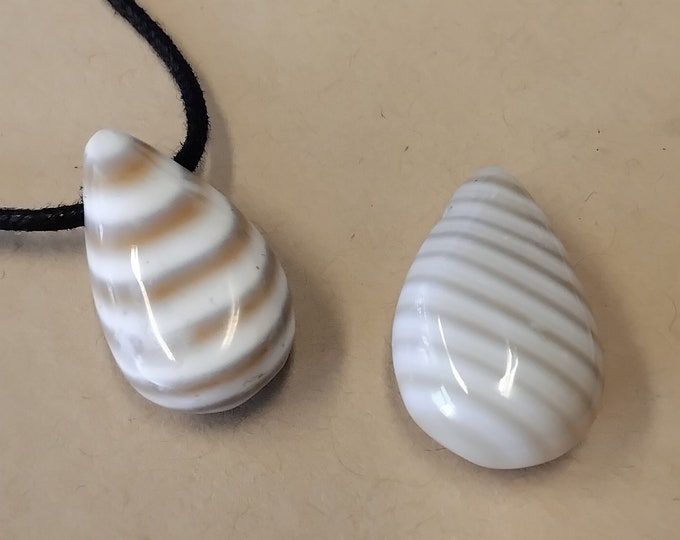 Flint Pendant Necklace- Cord - Gift-Yourself- Friends-Family-Loved One-Gift Box