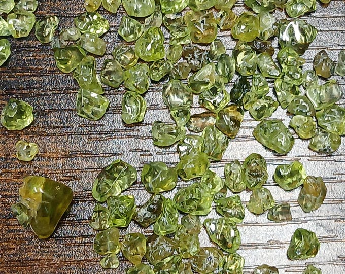 Peridot-Small-Gift-Yourself-Friends-Family-Loved One