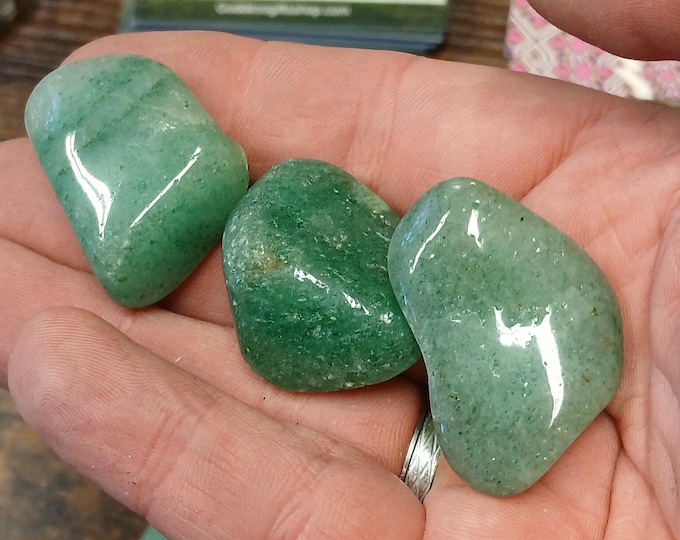 Green Aventurine-Tumbled-Gift-Yourself-Friends-Family-Loved One