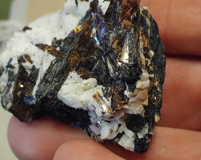 Astrophyllite- Medium-Gift-Yourself-Friends-Family-Loved One