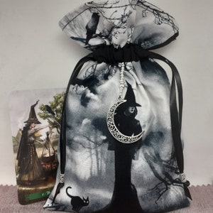 Deluxe Tarot Karten Beutel Tasche, gefütterter Beutel, handgefertigter -Hexe- Krähe-Mond-Charme-tibetische Silberperlen-Neues Design