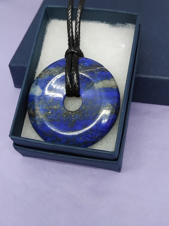ラピスラズリドーナツペンダント：ブラックコードネックレス（40mm
