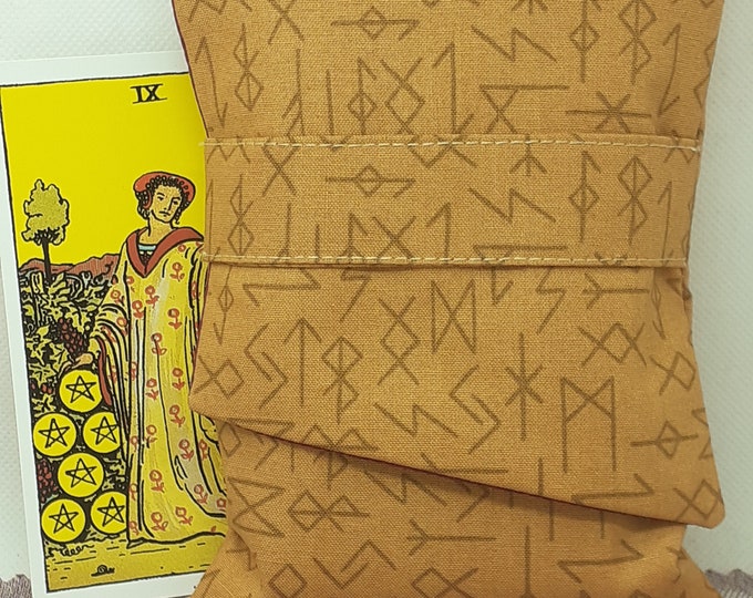 Deluxe Pocket Style Tarot Cards cards pouch Bag, lined pouch, handmade- New Design