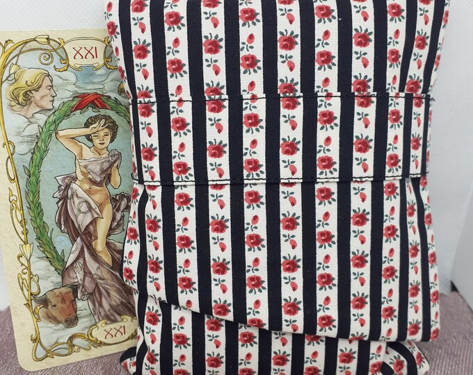 Deluxe Pocket Style Tarot Cards cards pouch Bag, lined pouch, handmade- New Design
