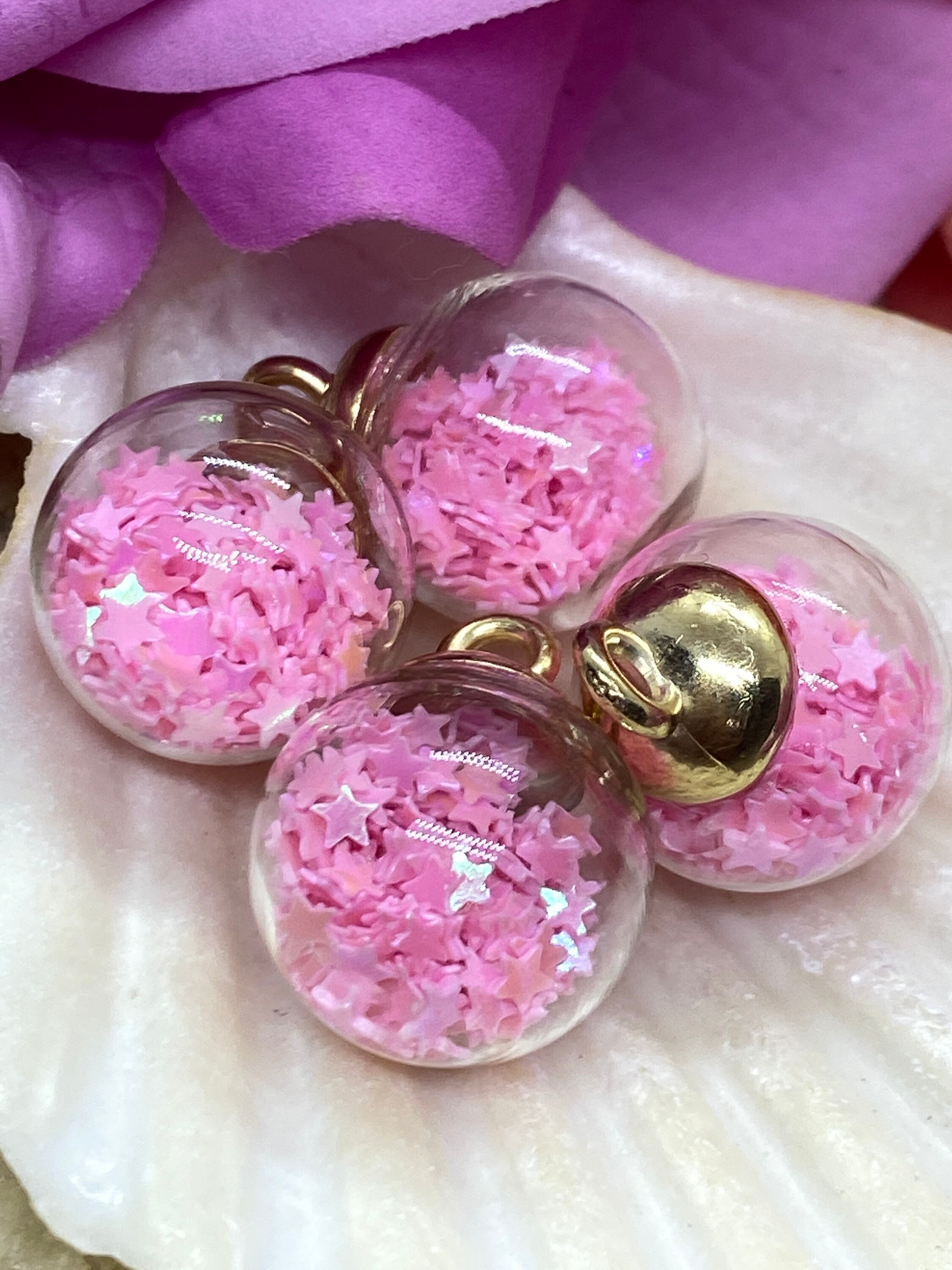 Charms bola de cristal con confeti de estrellas iridiscentes (Set de 4 bolas) disponible en 16 colores diferentes. (CONJUNTO B)
