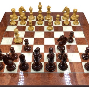 Chess board Ferrer red glossy & Unicorn luxury chess set image 2