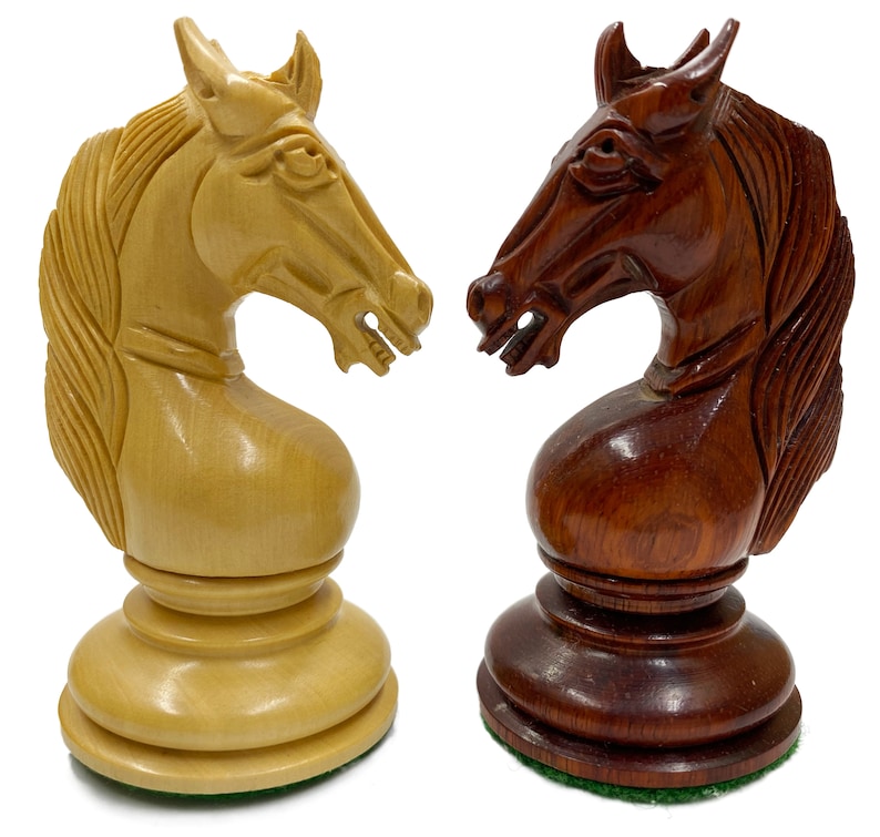 Chess board Ferrer red glossy & Unicorn luxury chess set image 10