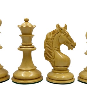 Chess board Ferrer red glossy & Unicorn luxury chess set image 9
