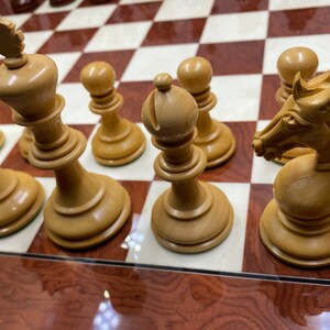 Chess board Ferrer red glossy & Unicorn luxury chess set image 5