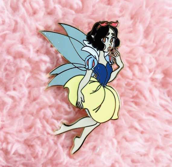 Why did tinkerbell leave pixie hollow