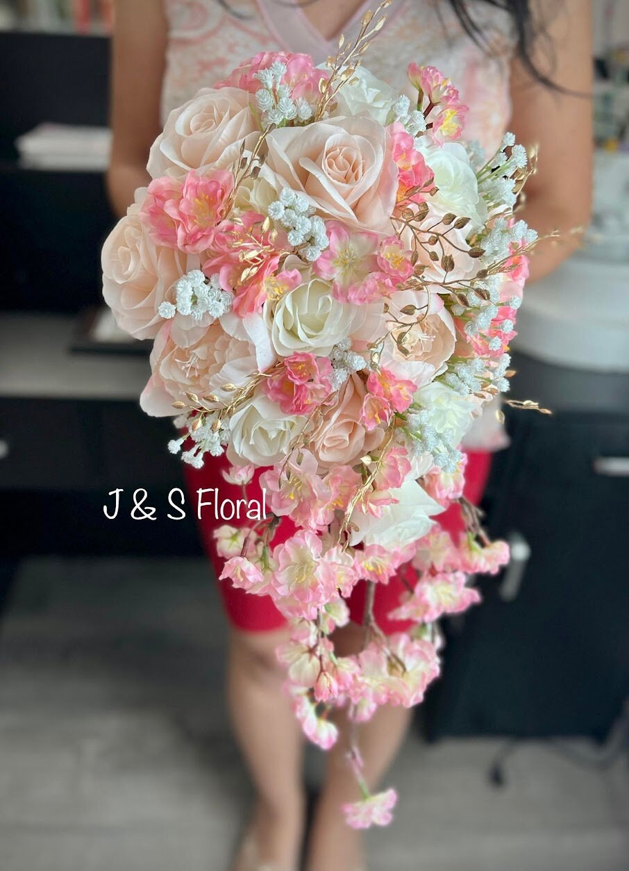 さくらさま専用3点set〈Bouquet・モノトーンflower・盛り〉 人気販売