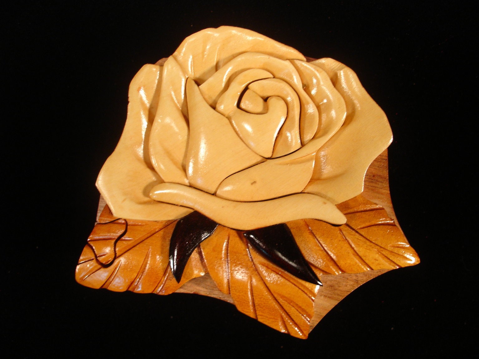 Étoile Murale En Bois Précieux (rose, Pernambouc), Fait Main, Artisanal, Intarsia