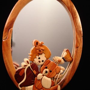 Beautifully hand crafted 3 dimensional Intarsia Wood Art FRIENDSHIP Wooden Wall Hanging Mirror FRIENDS