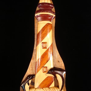 Bellamente hecho a mano en 3 dimensiones Intarsia Wood Art FARO y DELFINES Puzzle Caja de madera