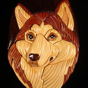 Beautifully hand crafted 3 dimensional Intarsia Wood Art SIBERIAN HUSKY Dog Puzzle Wooden Box