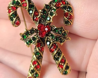 Candy Cane Brooch, Candy Can Pin, Christmas Brooch, Christmas Pin, Holiday Brooch, Holiday Pin