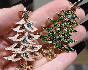 Christmas Tree Brooch, Tree Pin, Christmas Brooch, Christmas Pin, Holiday Brooch, Holiday Pin