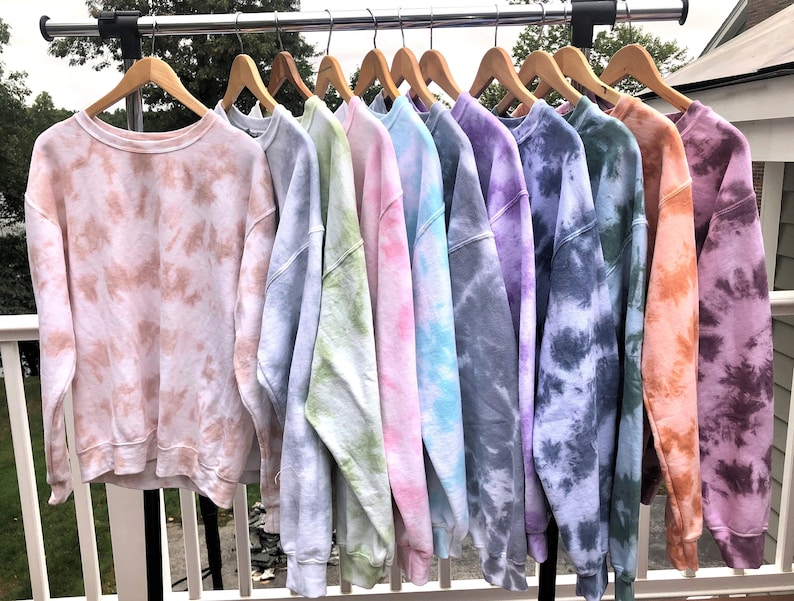 Tie dye crewneck sweatshirt image 0