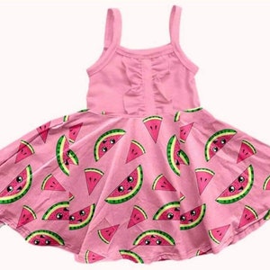 Twirl Wassermelonenkleid