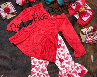 Traje rojo de San Valentín