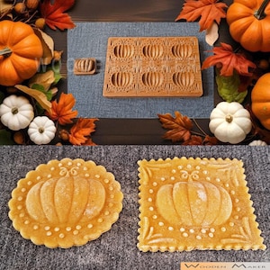 Stampo per ravioli "ZUCCA" 6 cavità. Fallo veloce e semplice. Con pestello. Dimensioni ravioli 6,5x6,5 cm, diametro 6 cm