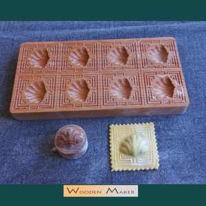 Stampo per ravioli  &quot;SHELL&quot;. 8 cavità e pestello . raviolo 5x5 cm. Legno trattato con olio alimentare