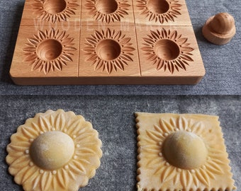 NOVITA' ! Stampo pour ravioli « GIRASOLE » 6 cavités. Falla veloce e semplice. Con pestello. Dimensions raviolis 6,5x6,5 cm