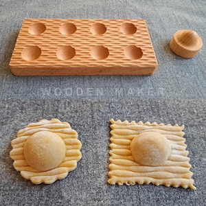 Ravioli MIGNON  &quot; DUNE&quot; mold. 8 cavities. Do it Fast and Simple! Equipped with pestle. Raviolo 4x4 cm, stuffed 2,5 cm.