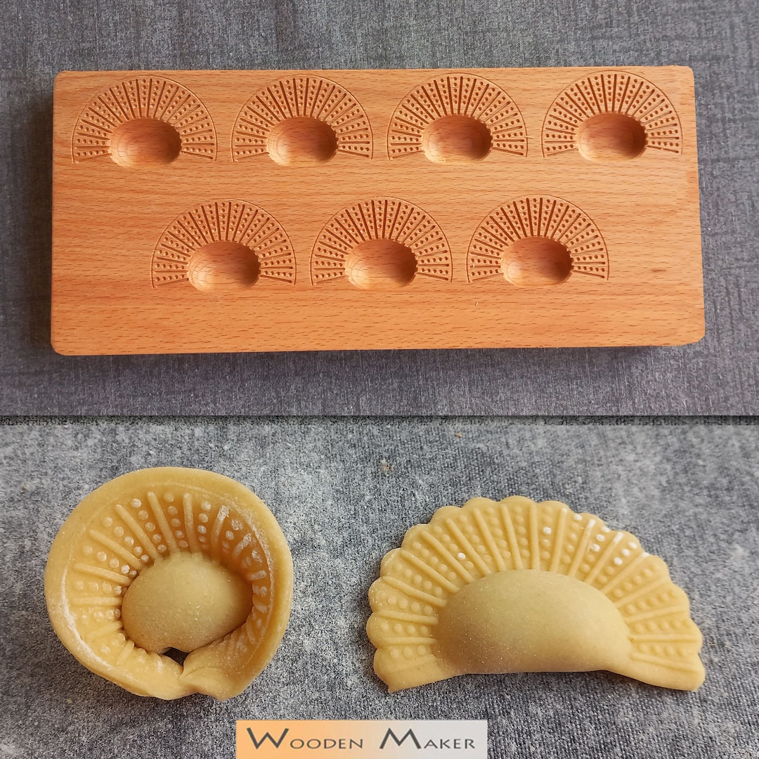 TORTELLINI Mold Mod.sole. Mold for Tortellini E Agnolotti. Wood and