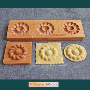 28x9cm Gourmet &quot;CROWN X3&quot; - Ravioli and pasta wood mold. 2 pz - Beech tree and oil for food use.  Raviolo size 8x8 cm