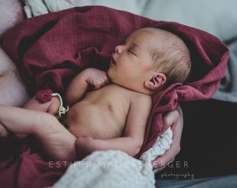 Fotografie-Print | Neugeborenes im Schoß der Mutter | Wandbild | 006516