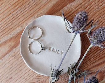 Neutral Personalised Ring Dish Handmade l Trinket Dish l Ring Holder l Mothers Day Gift l Bridesmaid l Jewellery Dish