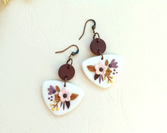 Floral clay earrings, Polymer clay earrings,  Neutral earrings, Flower earrings, Minimalist clay earrings