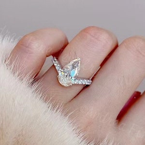 3 Carat Pear Shaped Diamond Ring, 3ct Diamond Simulant Anniversary Ring, Solitaire Teardrop Diamond Ring, Huge Engagement, Ag925 White Gold