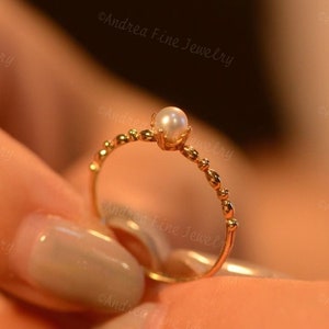 Dainty Akoya Pearl Ring, Japanese Akoya Solitaire Ring, Stackable Birthstone Rings, Thin Stacking Rings, Minimalist Gold Ring, Layering Ring